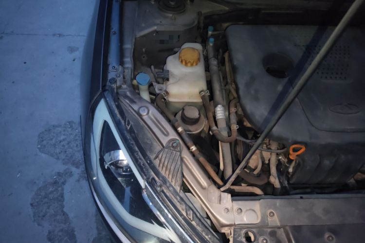 Used Chery Arrizo 7 2016 1.6L CVT ZhiShang Edition Engine Bay Right