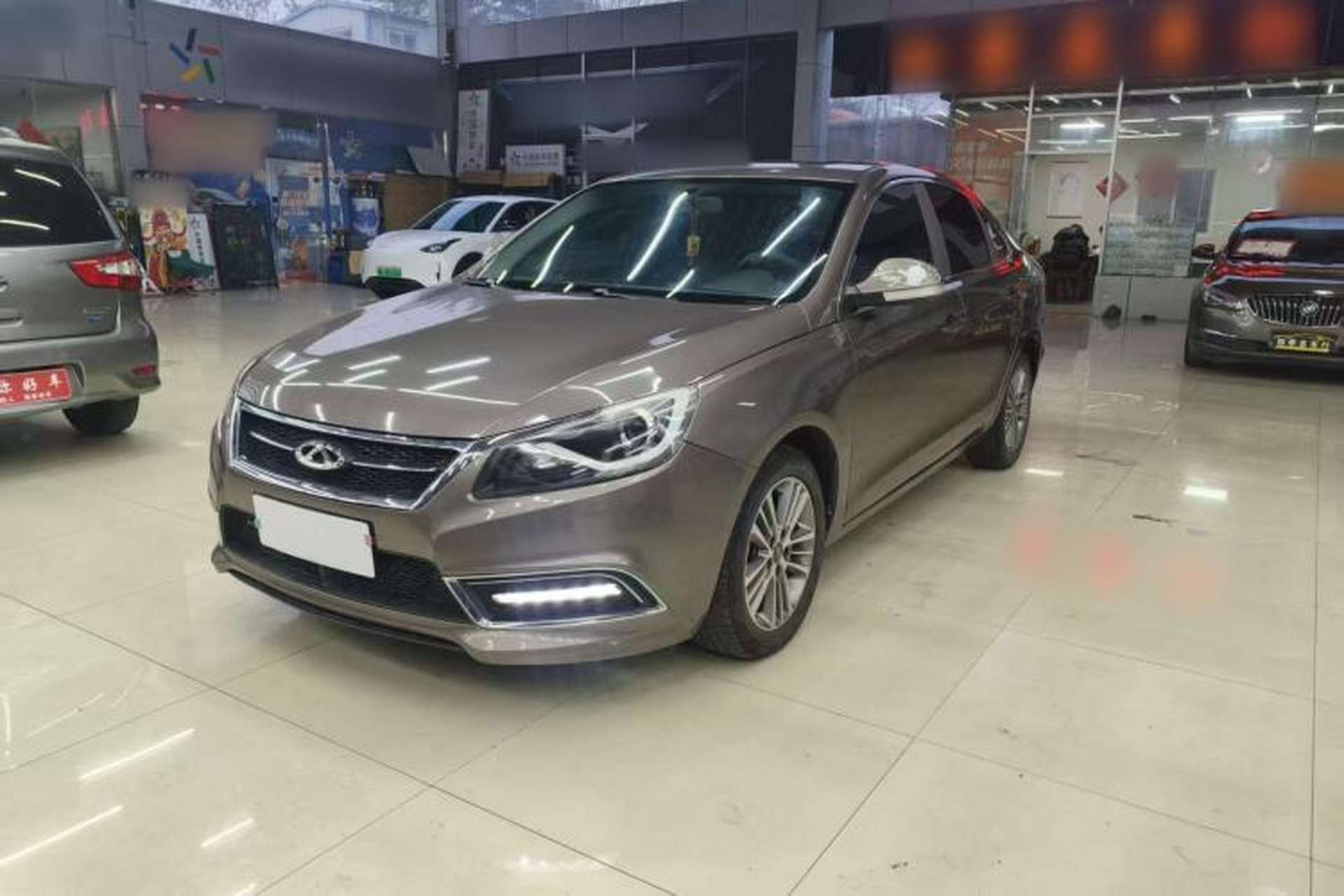 Used Chery Arrizo 7 2016 1.6L CVT ZhiShang Edition Front Left 45 Deg