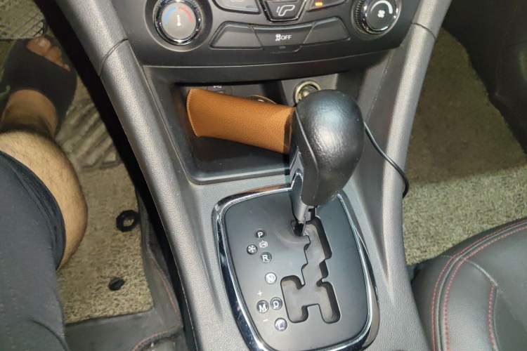 Used Chery Arrizo 7 2016 1.6L CVT ZhiShang Edition Gear Lever