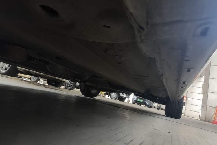 Used Chery Arrizo 7 2016 1.6L CVT ZhiShang Edition Right Side Sill