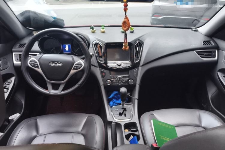 Used Chery Arrizo 7 2016 1.6L CVT ZhiShang Edition Center Console