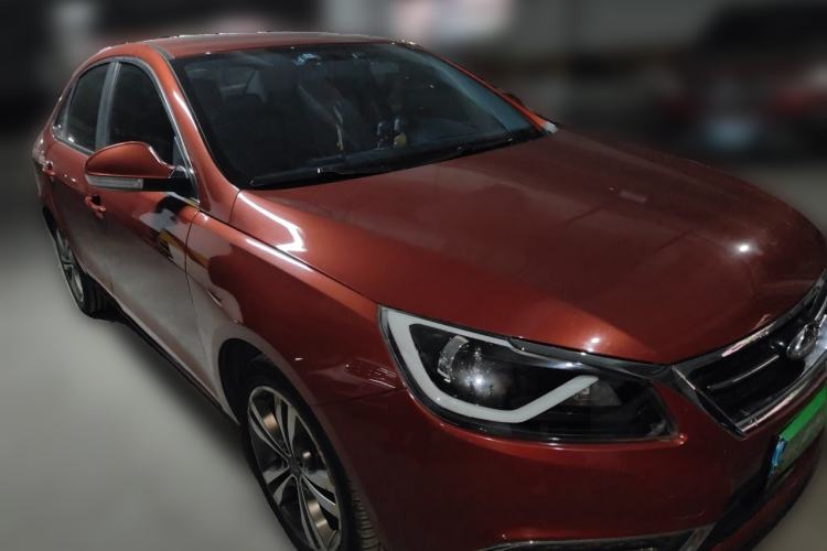 Used Chery Arrizo 7 2016 1.5T Manual ZhiXiang Edition Front Right 45 Deg