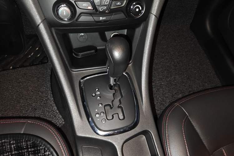 Used Chery Arrizo 7 2016 1.6L CVT ZhiShang Edition Gear Lever