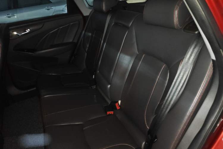 Used Chery Arrizo 7 2016 1.6L CVT ZhiShang Edition Left Rear Seat