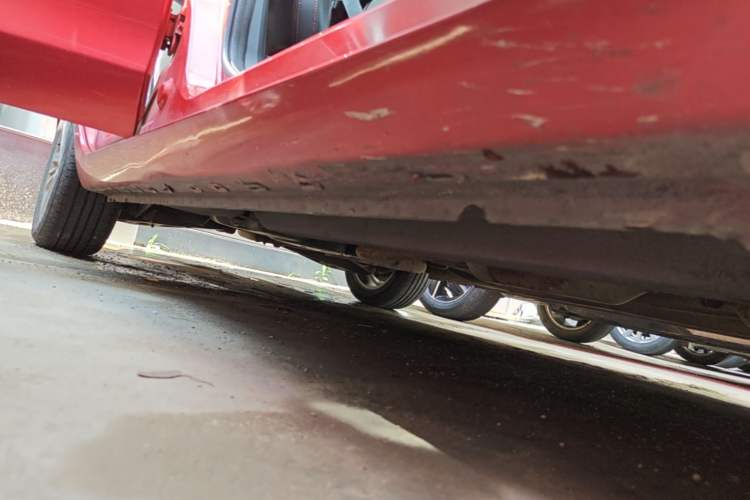 Used Chery Arrizo 7 2016 1.6L CVT ZhiShang Edition Right Side Sill