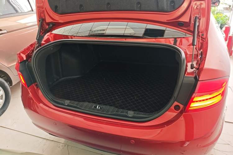 Used Chery Arrizo 7 2016 1.6L CVT ZhiShang Edition Trunk