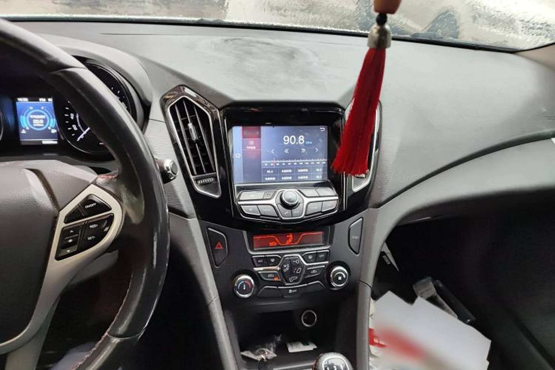 Used Chery Arrizo 7 2016 1.5T Manual ZhiShang Edition Audio And AC Panel