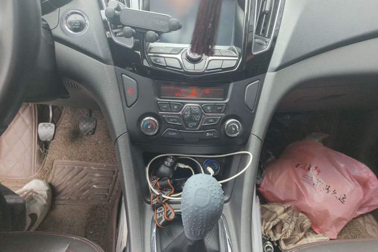 Used Chery Arrizo 7 2016 1.5T Manual ZhiXiang Edition Audio And AC Panel
