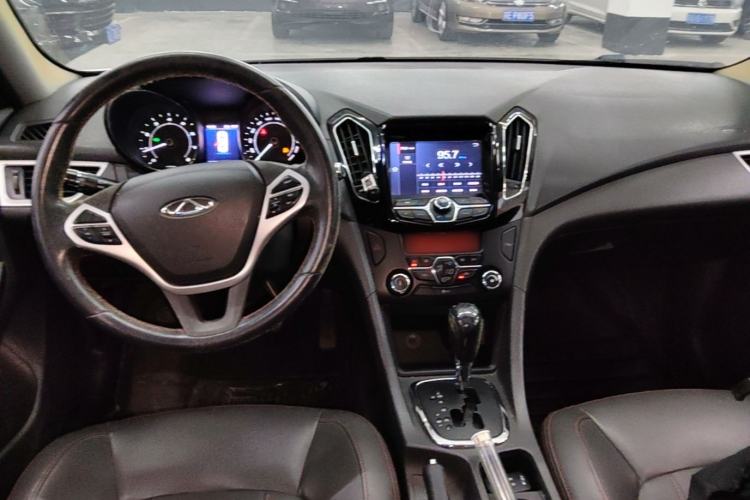 Used Chery Arrizo 7 2016 1.6L CVT ZhiShang Edition Center Console