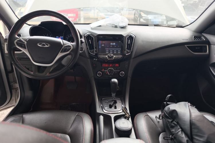Used Chery Arrizo 7 2016 1.6L CVT ZhiShang Edition Center Console