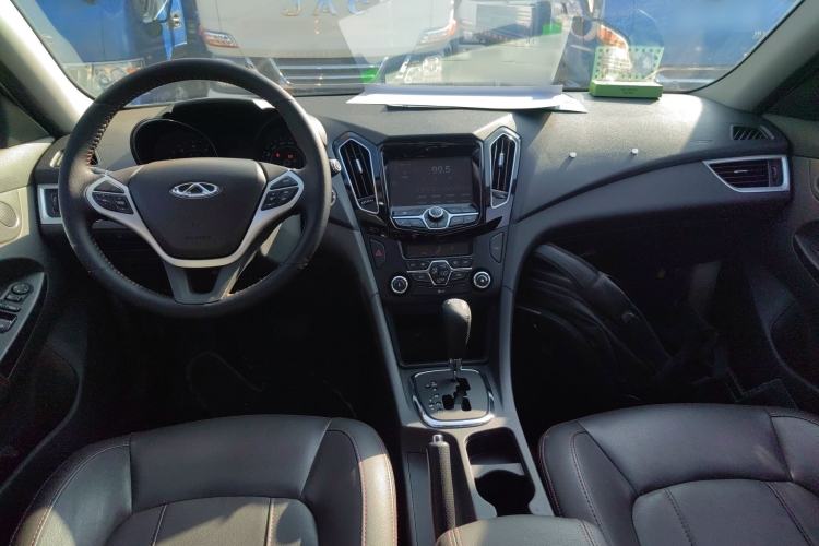 Used Chery Arrizo 7 2016 1.6L CVT ZhiShang Edition Center Console