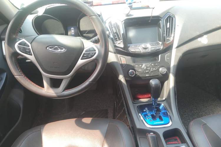 Used Chery Arrizo 7 2016 1.6L CVT ZhiShang Edition Center Console