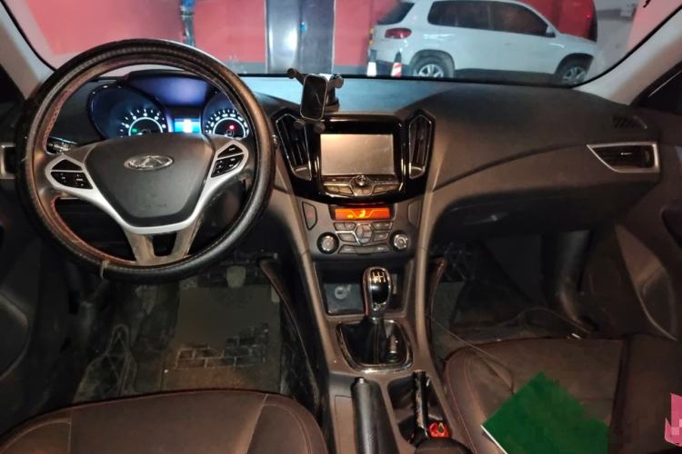 Used Chery Arrizo 7 2016 1.5T Manual ZhiXiang Edition Center Console