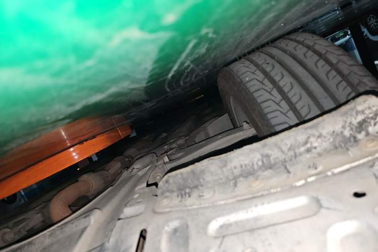 Used Chery Arrizo 7 2016 1.6L CVT ZhiShang Edition Chassis Front Right