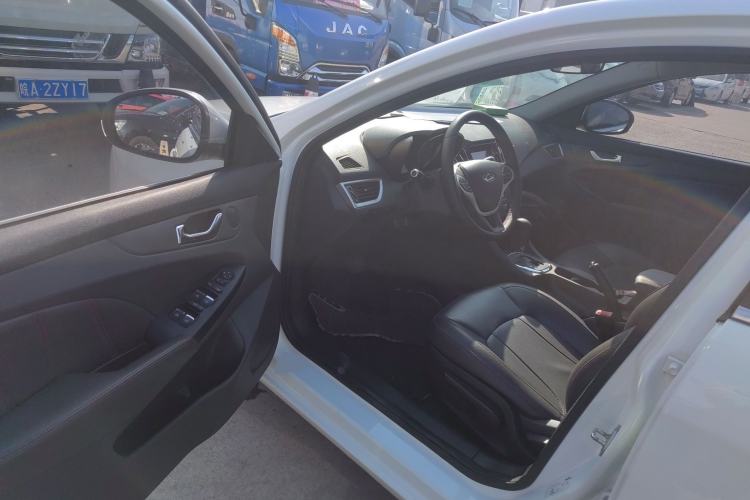 Used Chery Arrizo 7 2016 1.6L CVT ZhiShang Edition Driver Seat