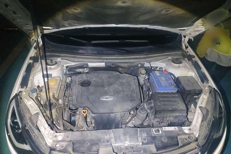 Used Chery Arrizo 7 2016 1.6L CVT ZhiShang Edition Engine Bay
