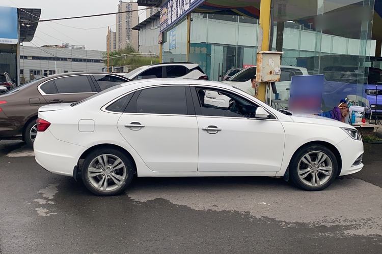 Used Chery Arrizo 7 2016 1.5T Manual ZhiXiang Edition Exterior 2