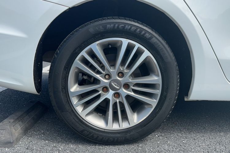 Used Chery Arrizo 7 2016 1.6L CVT ZhiShang Edition Exterior 8