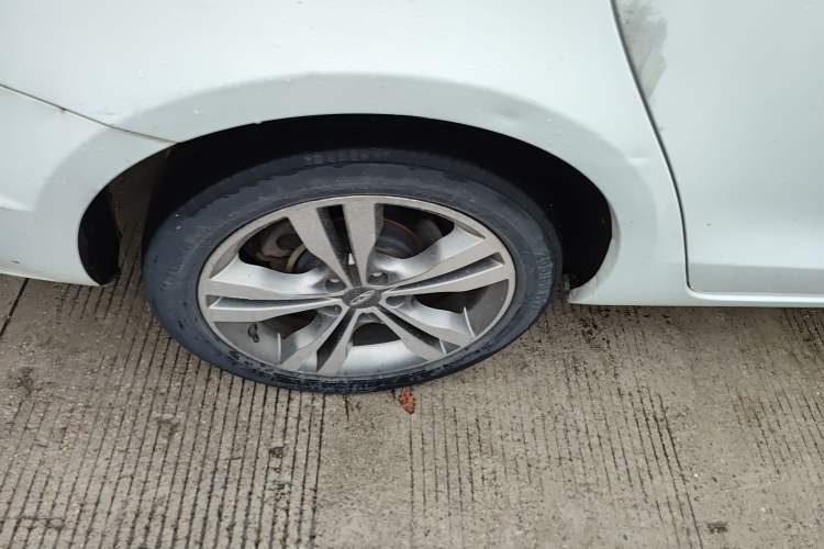 Used Chery Arrizo 7 2016 1.5T Manual ZhiShang Edition Exterior 8
