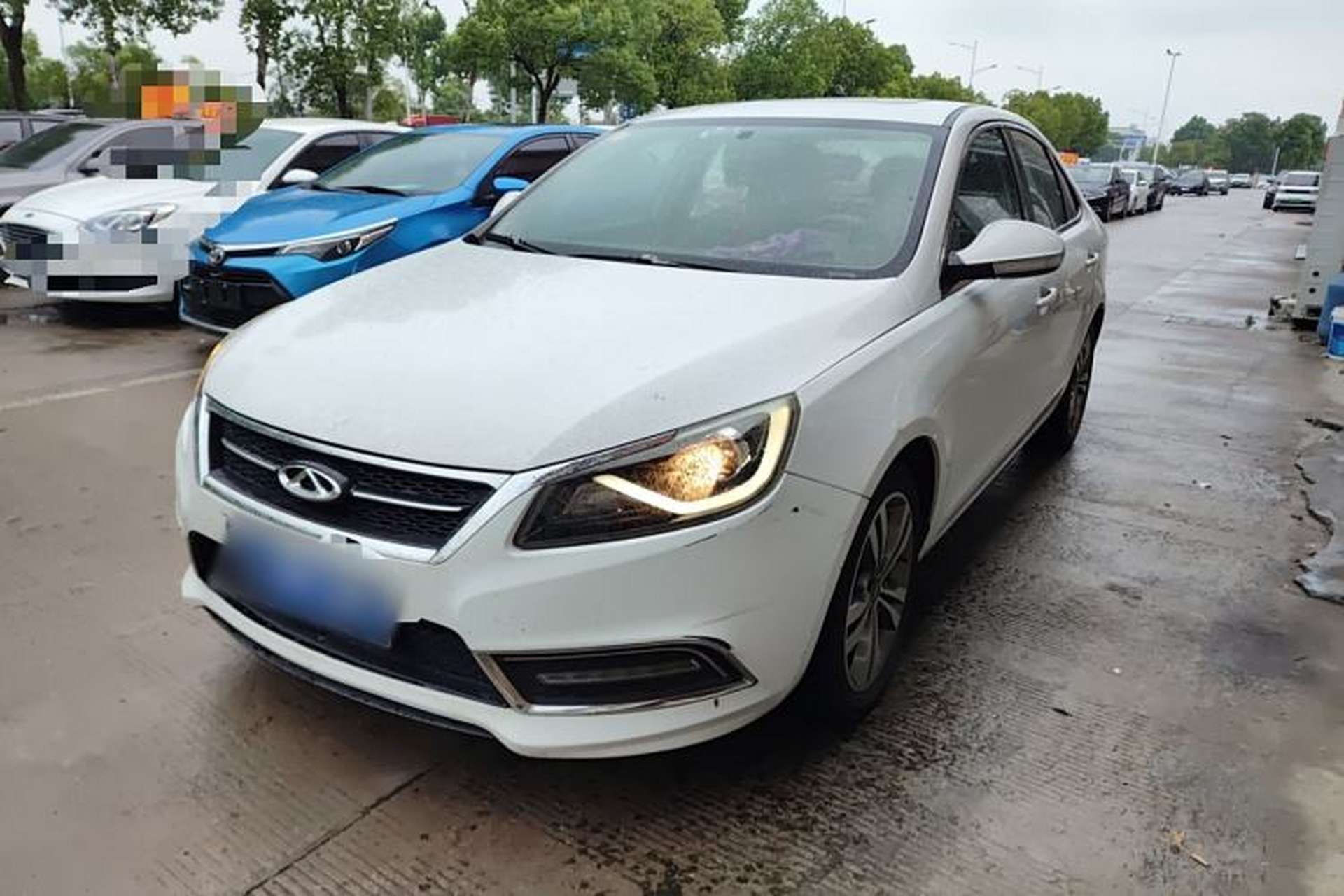Used Chery Arrizo 7 2016 1.5T Manual ZhiShang Edition Front Left 45 Deg
