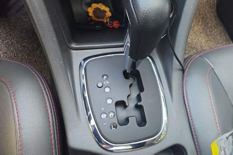 Used Chery Arrizo 7 2016 1.6L CVT ZhiShang Edition Gear Lever