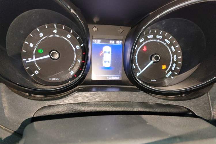 Used Chery Arrizo 7 2016 1.6L CVT ZhiShang Edition Instrument Cluster