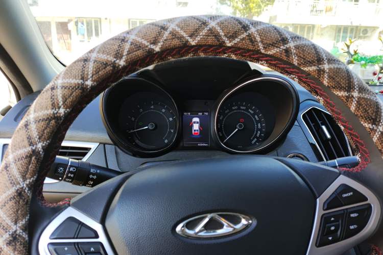 Used Chery Arrizo 7 2016 1.5T Manual ZhiShang Edition Instrument Cluster