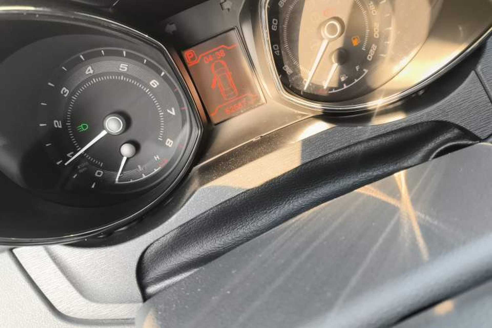 Used Chery Arrizo 7 2016 1.6L CVT Zhiling Edition Instrument Cluster