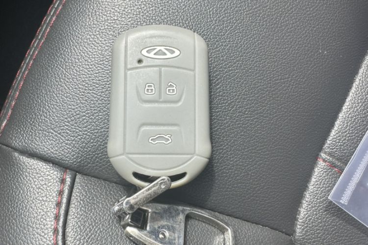 Used Chery Arrizo 7 2016 1.6L CVT ZhiShang Edition Interior 1