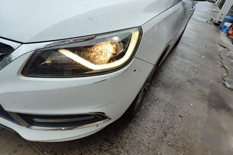 Used Chery Arrizo 7 2016 1.5T Manual ZhiShang Edition Left Front Headlight