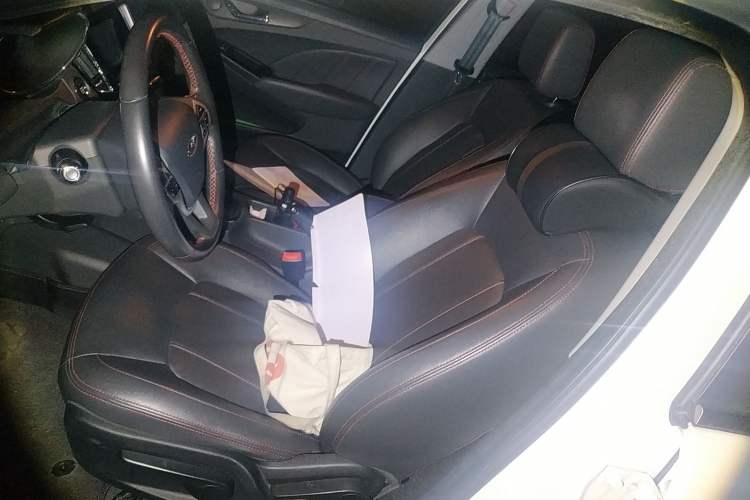Used Chery Arrizo 7 2016 1.6L CVT ZhiShang Edition Left Front Seat