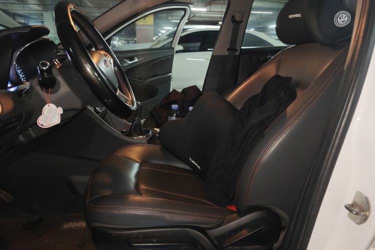 Used Chery Arrizo 7 2016 1.5T Manual ZhiShang Edition Left Front Seat