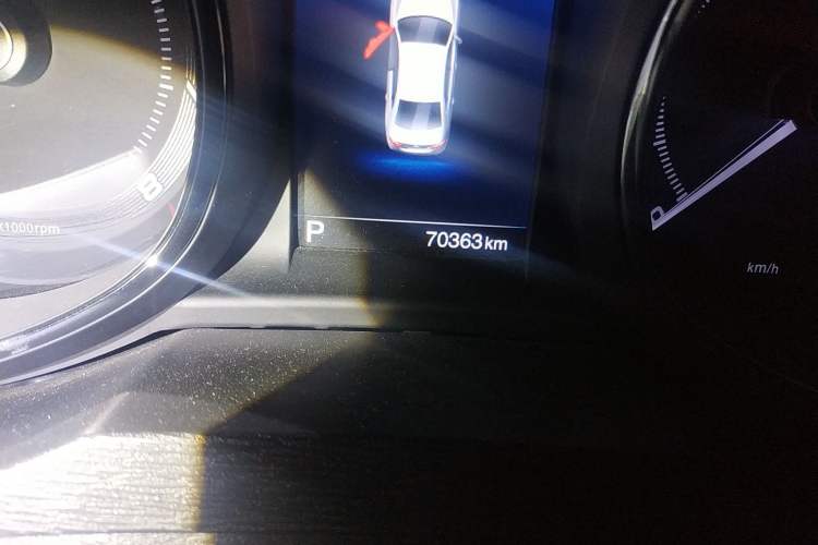 Used Chery Arrizo 7 2016 1.6L CVT ZhiShang Edition Odometer Close Up