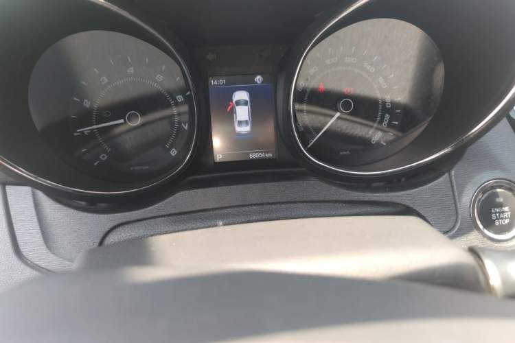 Used Chery Arrizo 7 2016 1.6L CVT ZhiShang Edition Odometer Close Up