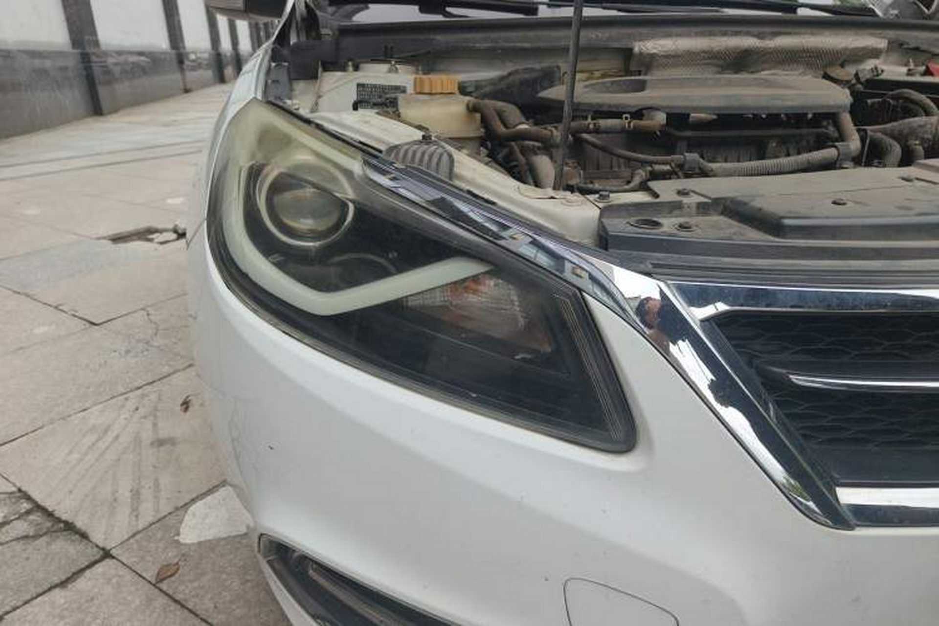 Used Chery Arrizo 7 2016 1.5T Manual ZhiXiang Edition Right Front Headlight