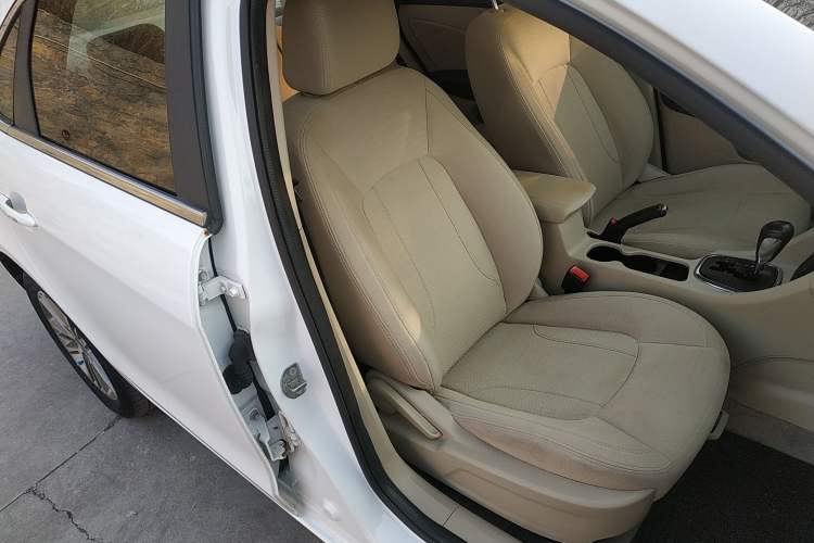 Used Chery Arrizo 7 2016 1.6L CVT Zhiling Edition Right Front Seat