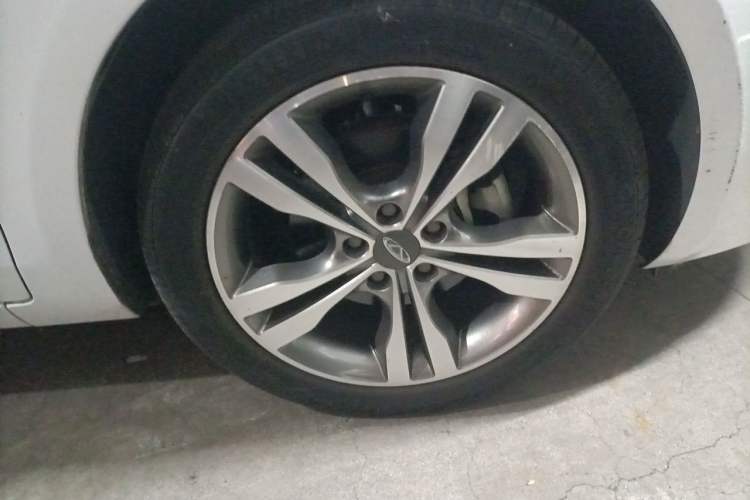 Used Chery Arrizo 7 2016 1.5T Manual Zhi Ling Edition Right Front Wheel Hub
