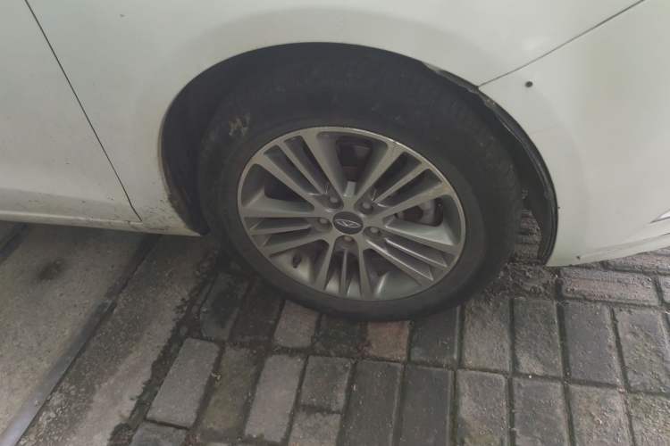 Used Chery Arrizo 7 2016 1.6L CVT ZhiXiang Edition Right Front Wheel Hub