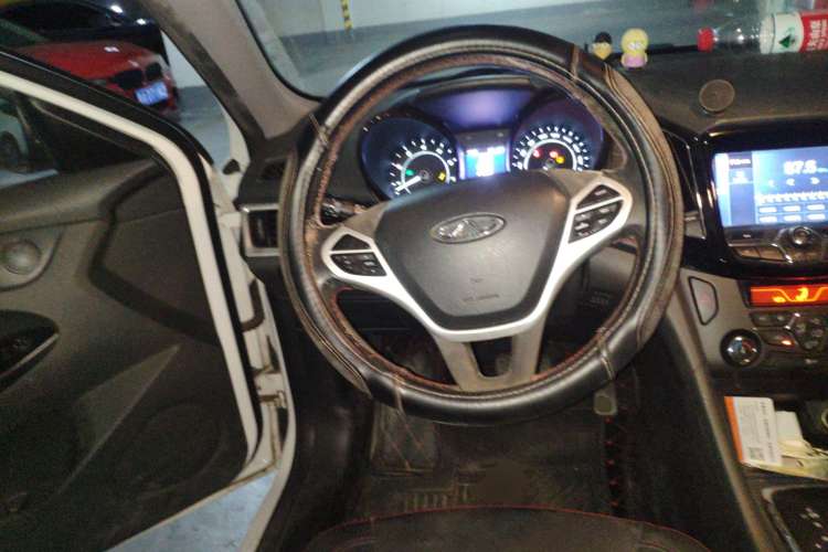 Used Chery Arrizo 7 2016 1.6L CVT ZhiShang Edition Steering Wheel