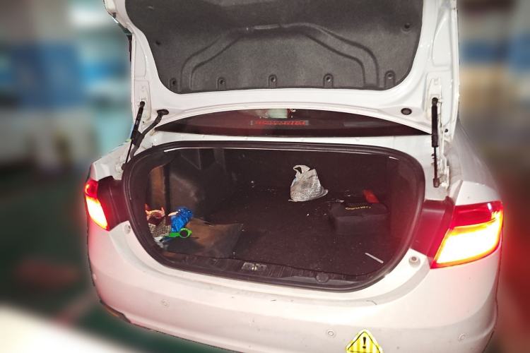 Used Chery Arrizo 7 2016 1.6L CVT ZhiShang Edition Trunk