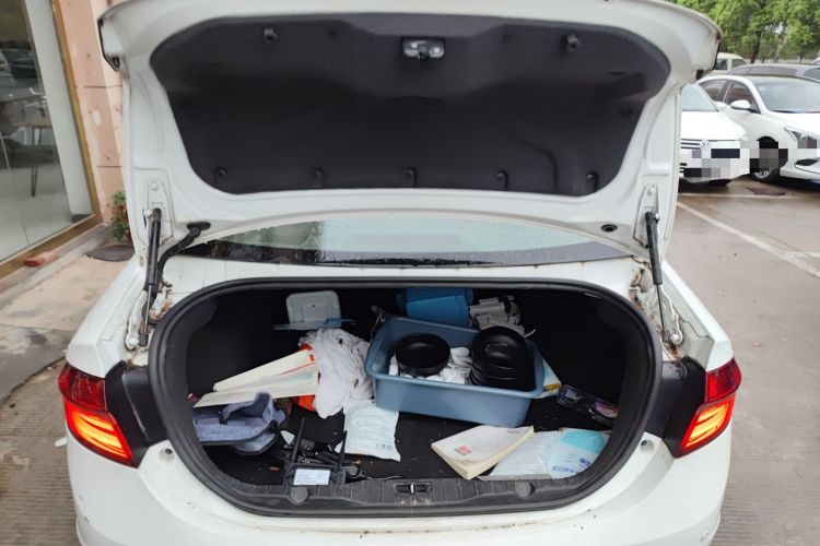 Used Chery Arrizo 7 2016 1.5T Manual ZhiShang Edition Trunk