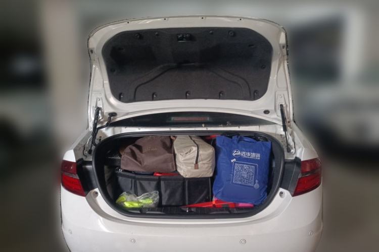Used Chery Arrizo 7 2016 1.5T Manual Zhi Ling Edition Trunk