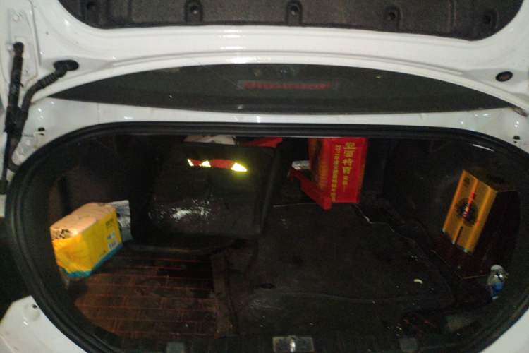 Used Chery Arrizo 7 2016 1.6L CVT ZhiShang Edition Trunk