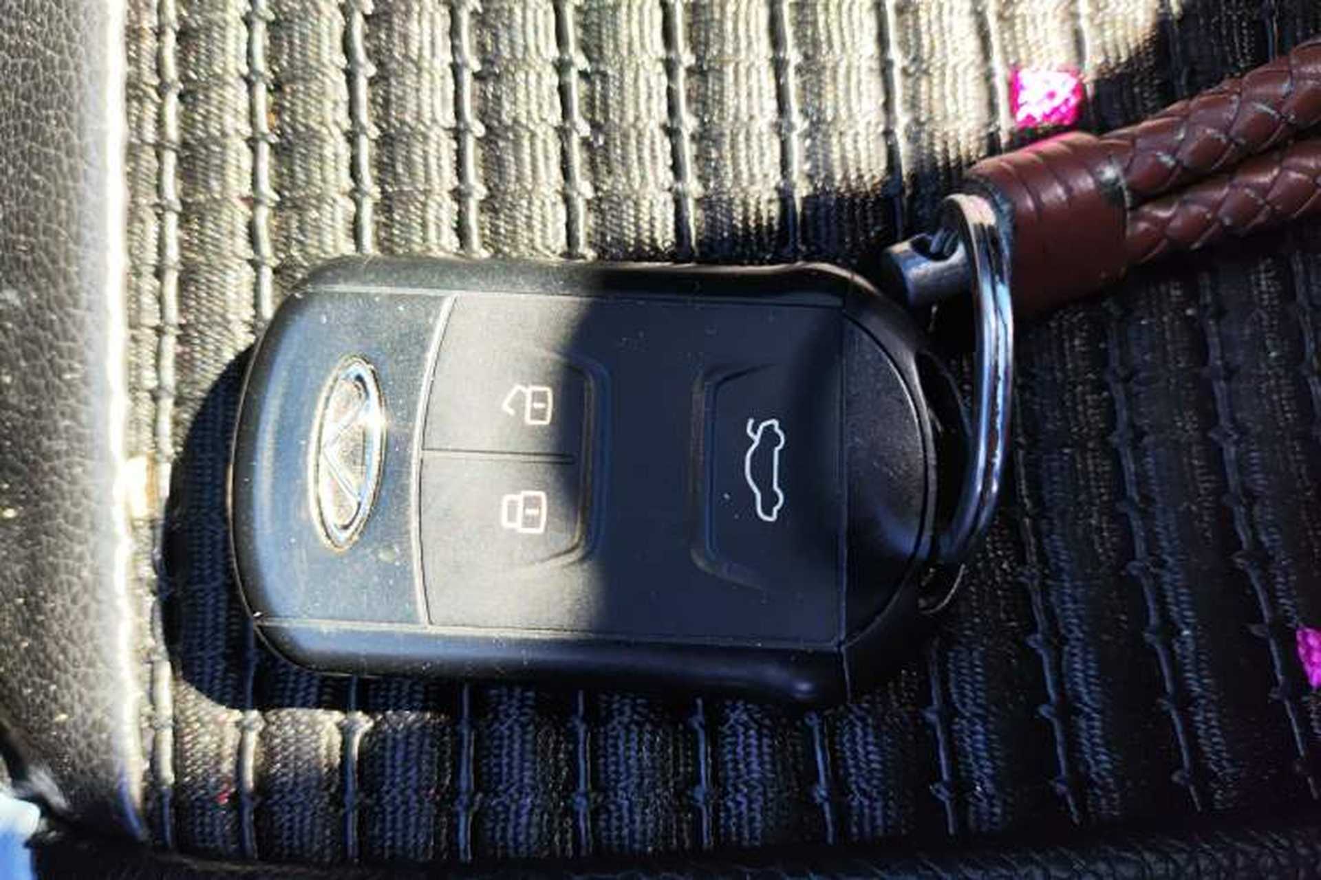 Used Chery Arrizo 7 2016 1.5T Manual ZhiShang Edition Vehicle Key