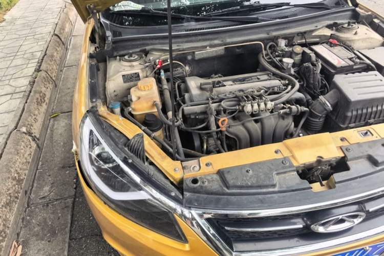 Used Chery Arrizo 7 2016 1.6L CVT ZhiShang Edition Engine Bay Right