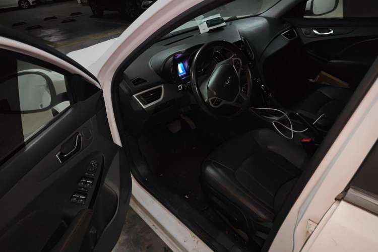 Used Chery Arrizo 7 2017 1.5T CVT ZhiShang Edition Driver Seat