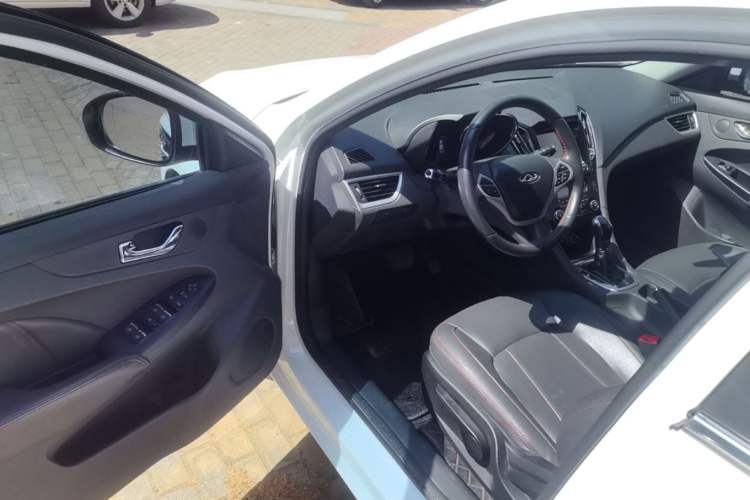 Used Chery Arrizo 7 2017 1.5T CVT ZhiShang Edition Driver Seat