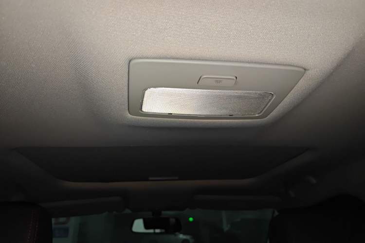 Used Chery Arrizo 7 2017 1.5T CVT ZhiShang Edition Headliner