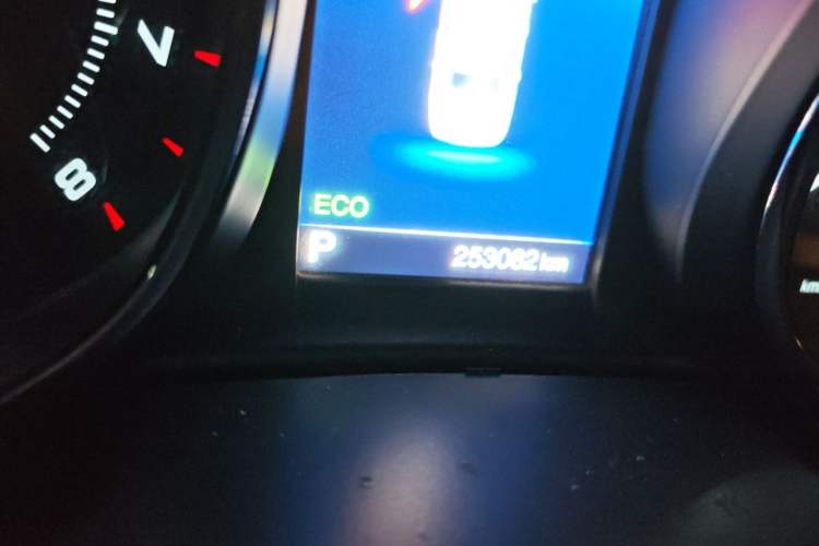 Used Chery Arrizo 7 2017 1.5T CVT ZhiShang Edition Odometer Close Up