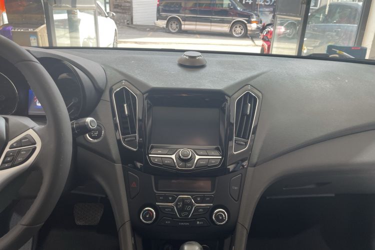Used Chery Arrizo 7e 2016 1.6L e-Enjoy Version Audio And AC Panel